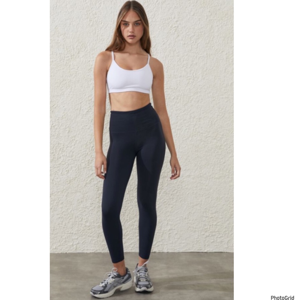 Cotton on 16 plus size navy active 7/8 high waist core tight pants NWT